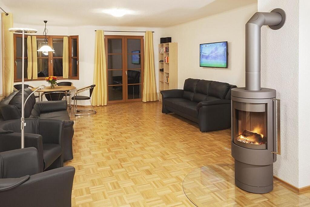 Schwarzwaldhaus24 - Ferienhaus Mit Sauna, Whirlpool Und Kamin Aichhalden Ngoại thất bức ảnh